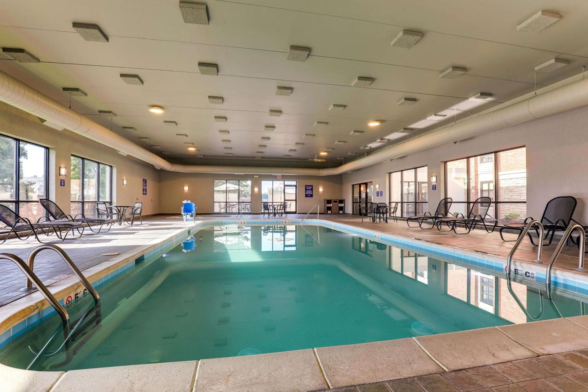 Drury Inn & Suites St Joseph Saint Joseph Dış mekan fotoğraf