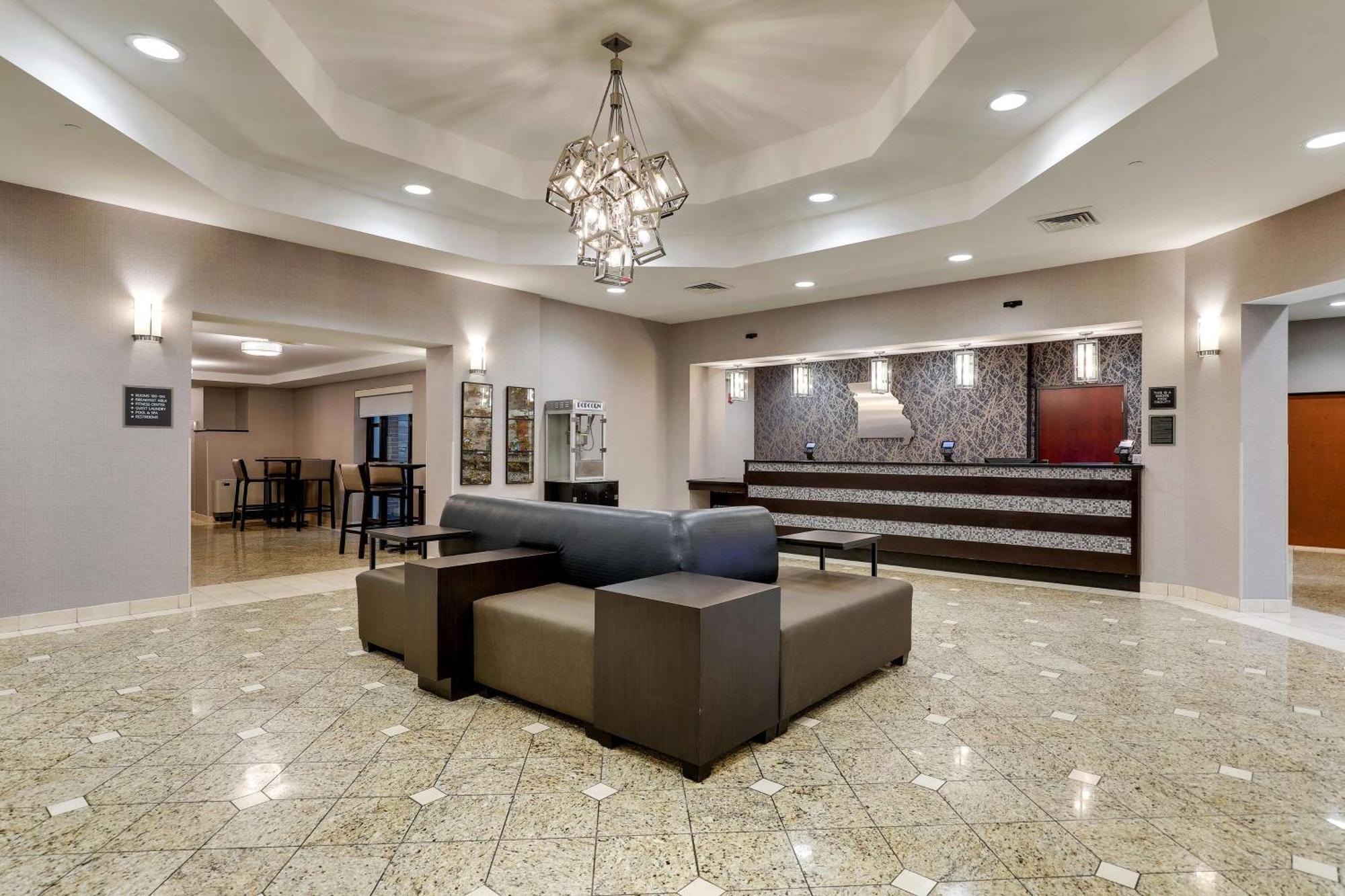 Drury Inn & Suites St Joseph Saint Joseph Dış mekan fotoğraf